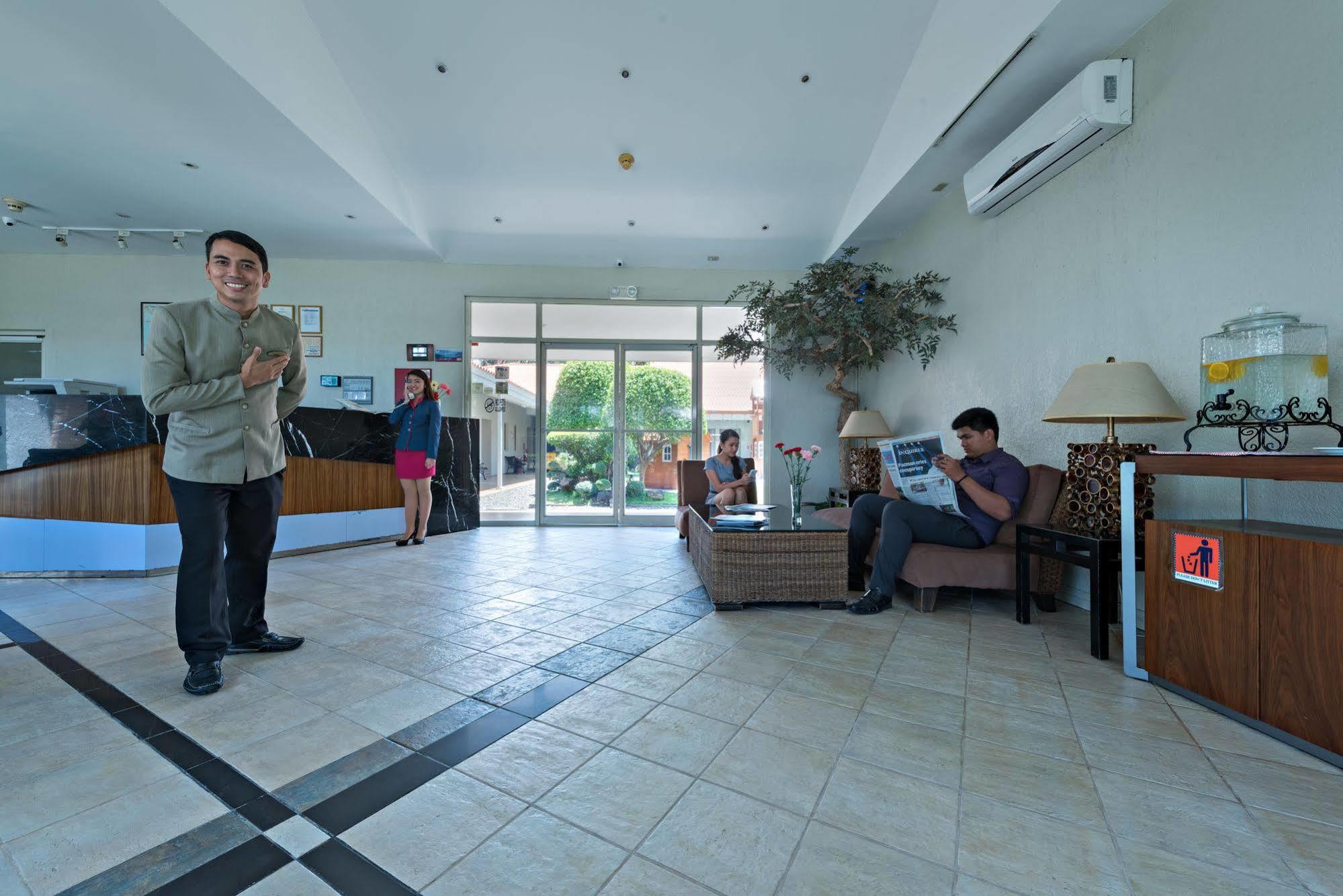 Court Meridian Hotel & Suites Olongapo Luaran gambar