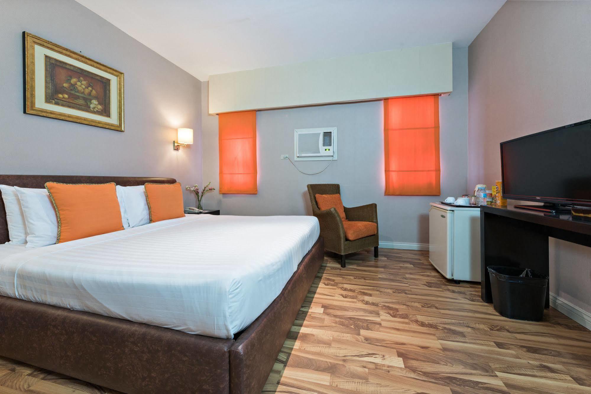 Court Meridian Hotel & Suites Olongapo Luaran gambar