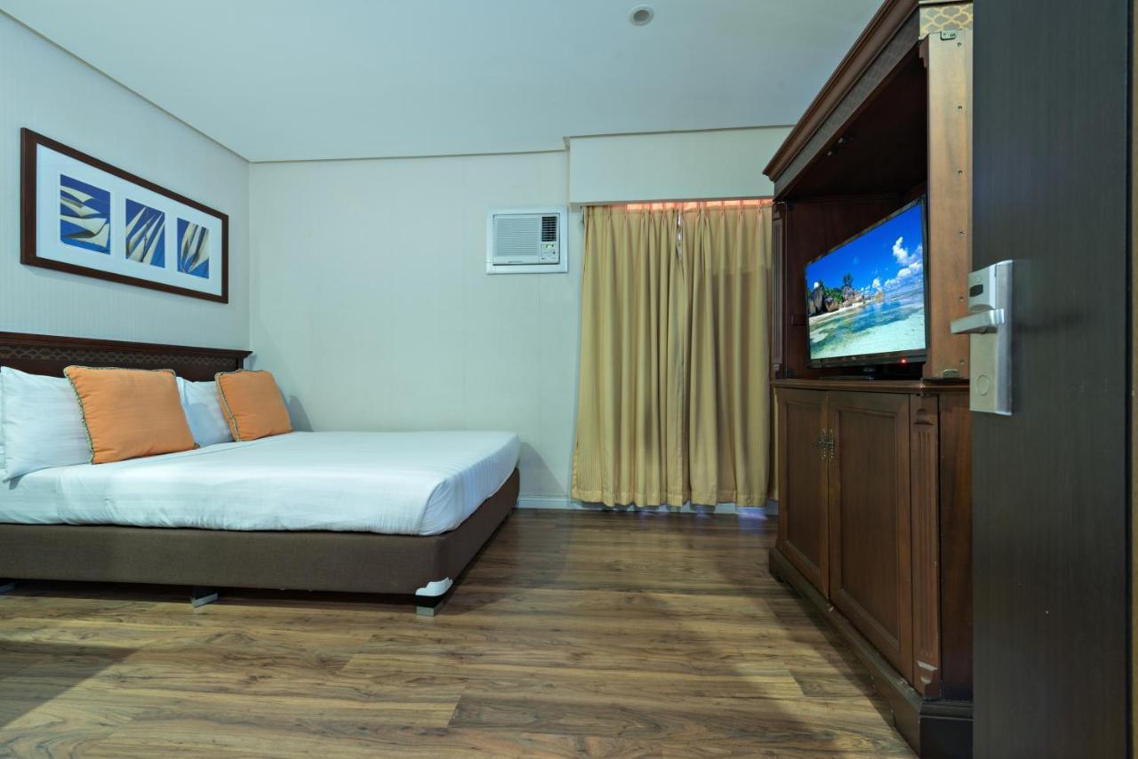 Court Meridian Hotel & Suites Olongapo Luaran gambar